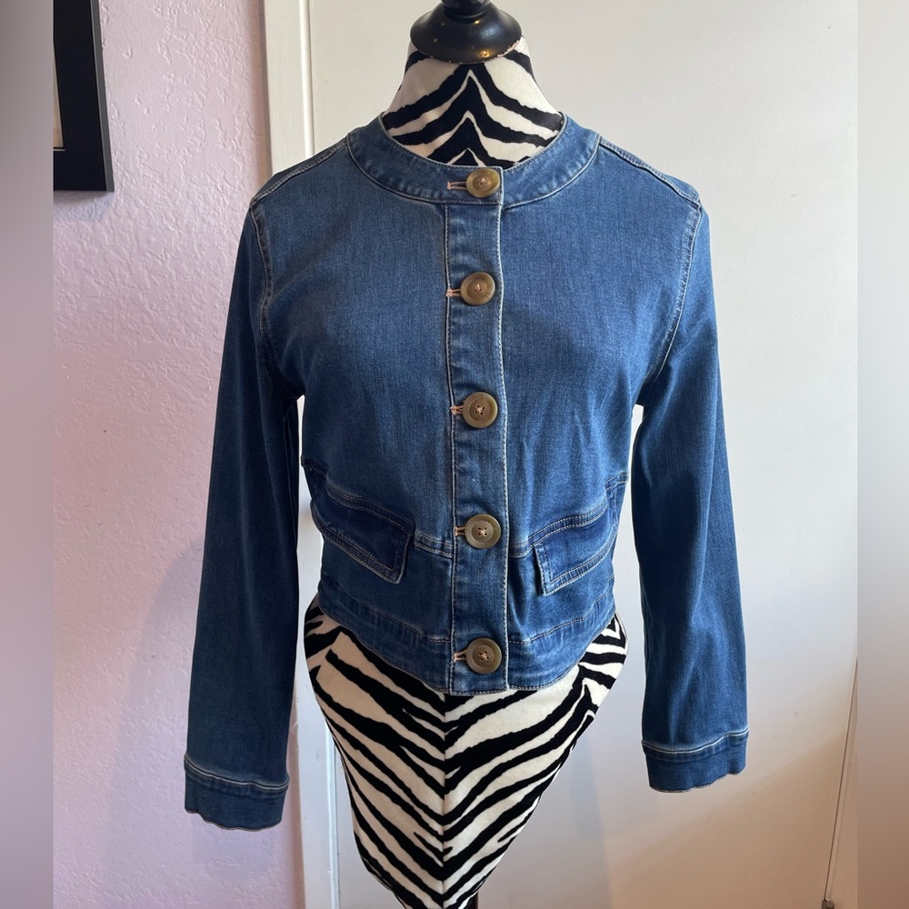 NIC+ZOE Top It Off Blue Denim Jacket